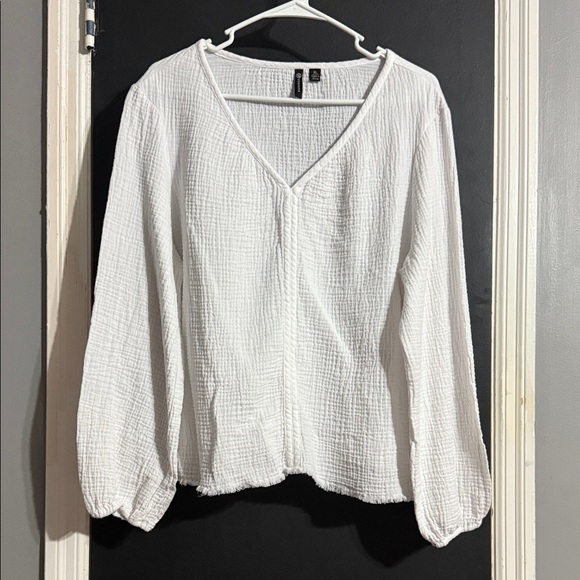 Versona Tops - Versona Lightweight Cotton V-Neck Long Sleeve Top Size: XL